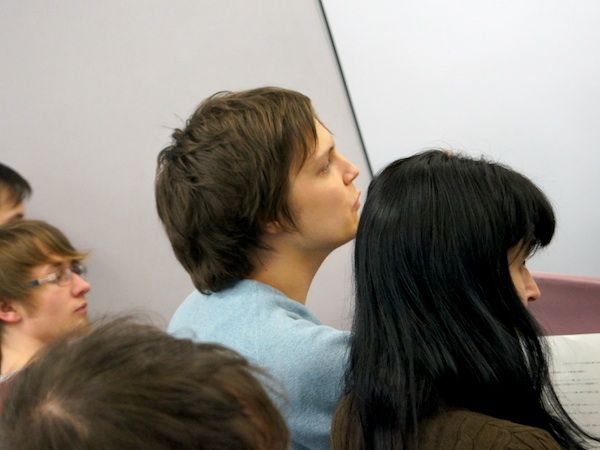 外国人男性 日本の数学教科書がスバラシイ 海外の反応 ジェイニュース 海外の反応 ニュースを貴方に Ja News