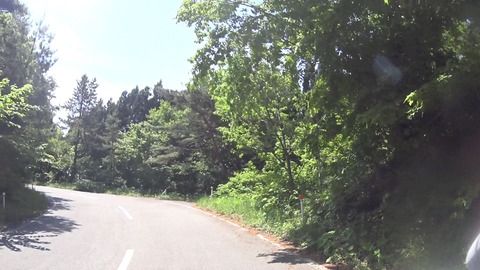 962