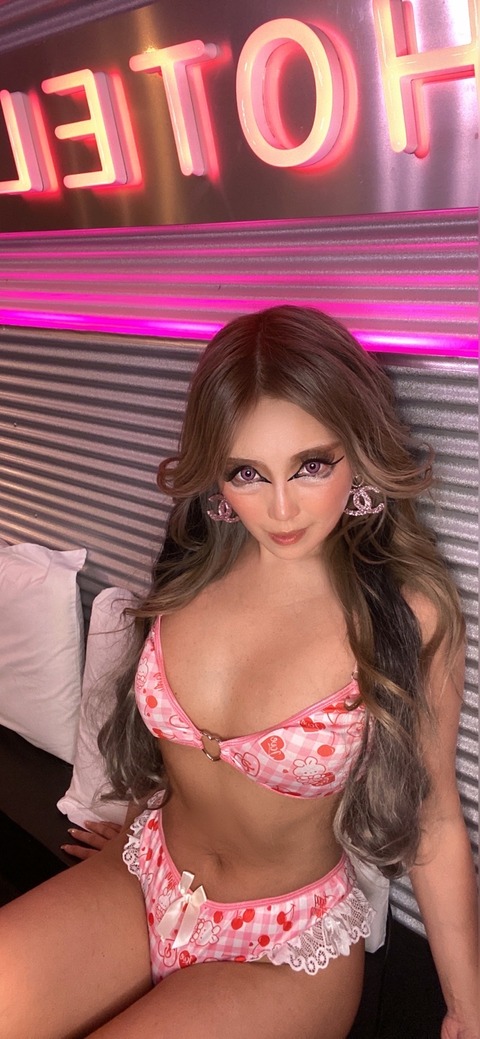 Japanese Escort Osaka April No1 Girl