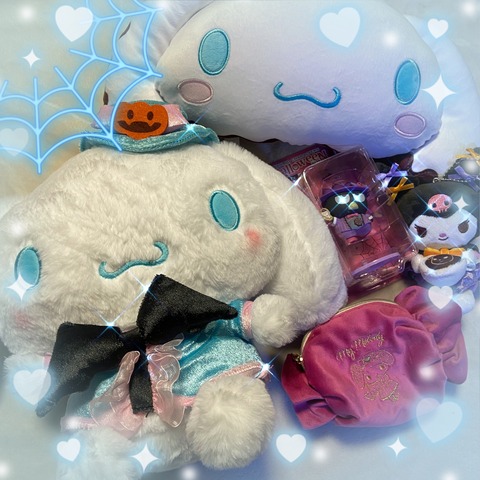 Japanese call girl Sayo receives Halloween gift from her customer
