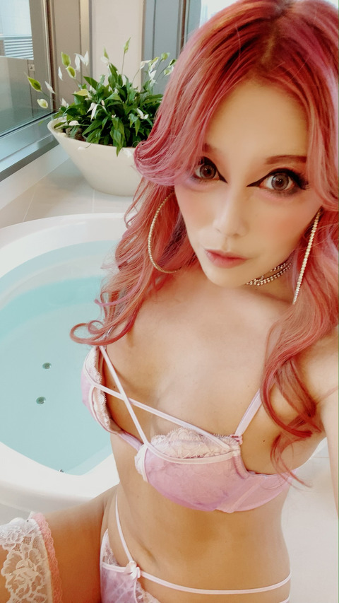 Picture of Osaka callgirl Sayo 4 of 8