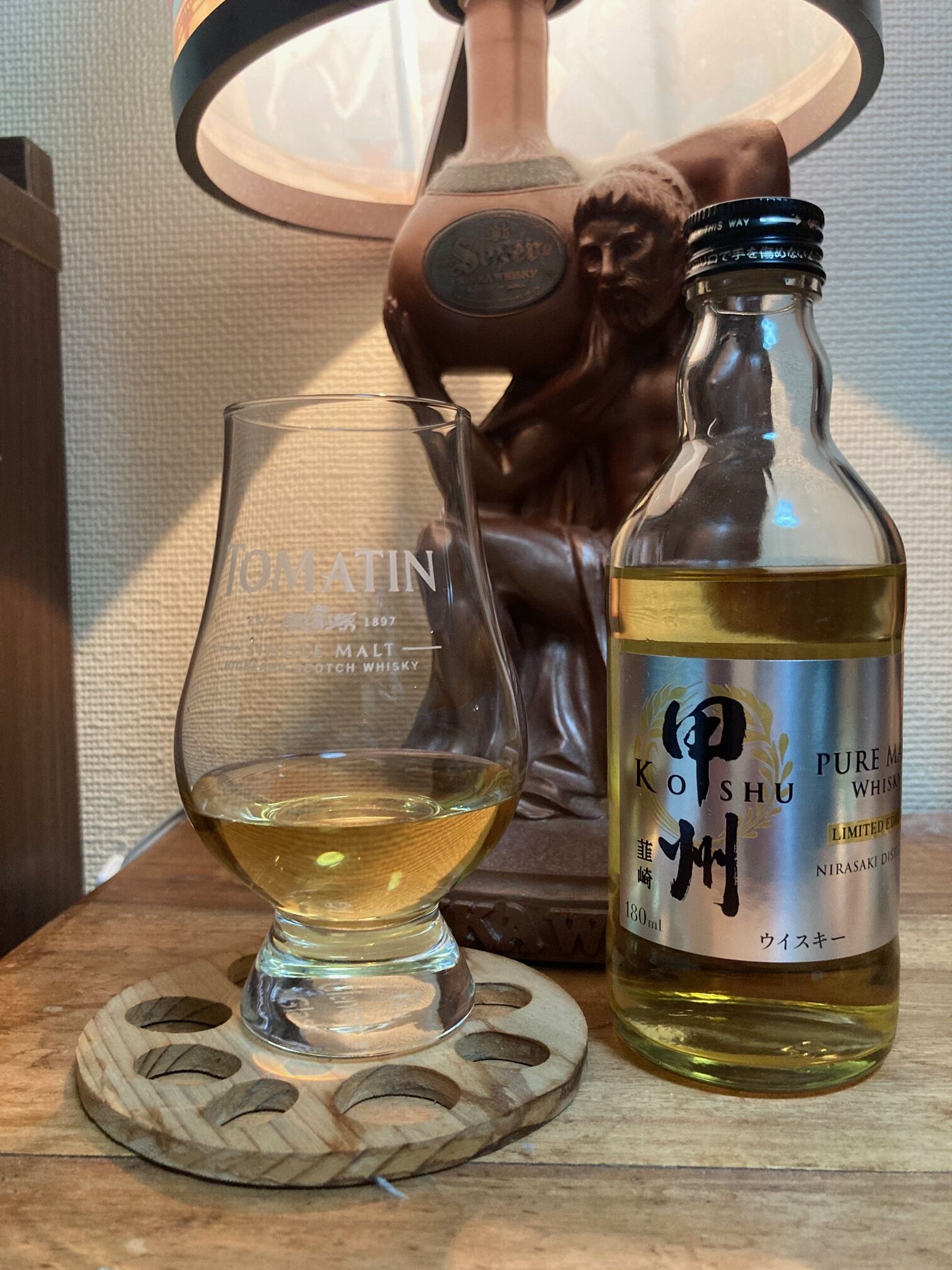 サンフーズ 甲州韮崎 ピュアモルトウイスキー LIMITED EDITION サンフーズ 甲州韮崎 ピュアモルトウイスキー LIMITED EDITION