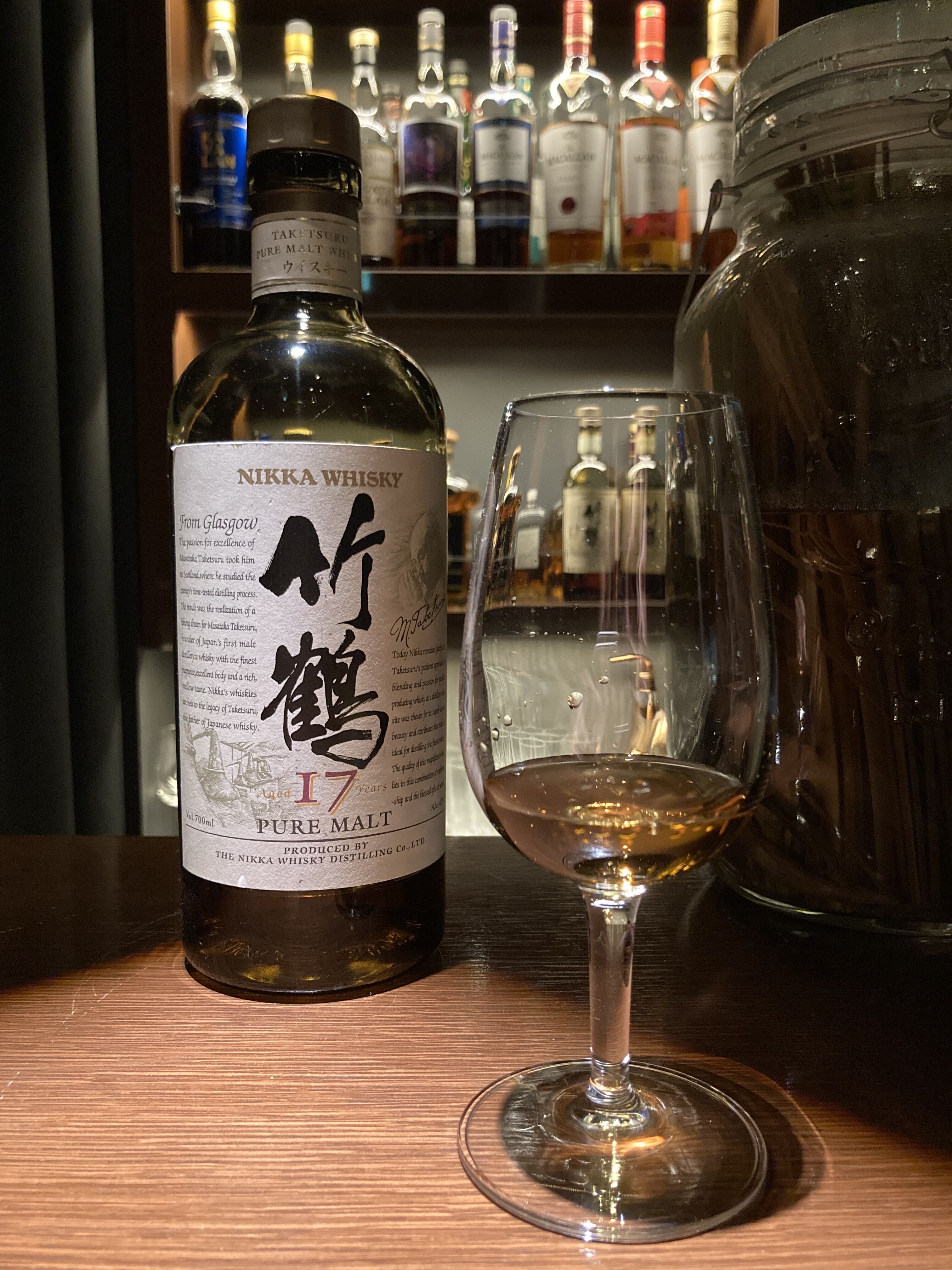 ニッカ竹鶴ピュアモルト旧ラベル700ml NIKKA PURE 底抜け MALT ニッカ竹鶴ピュアモルト旧ラベル700ml NIKKA PURE 底抜け MALT