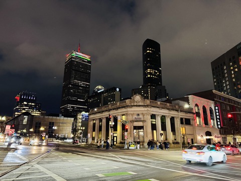 現地で描く、が原則のアーバンスケッチャーズ。極寒で限界…