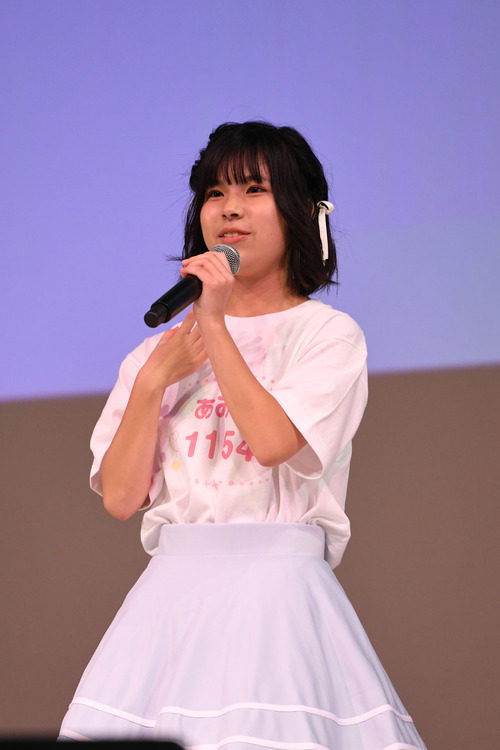 あみみ_パフォーマンス02