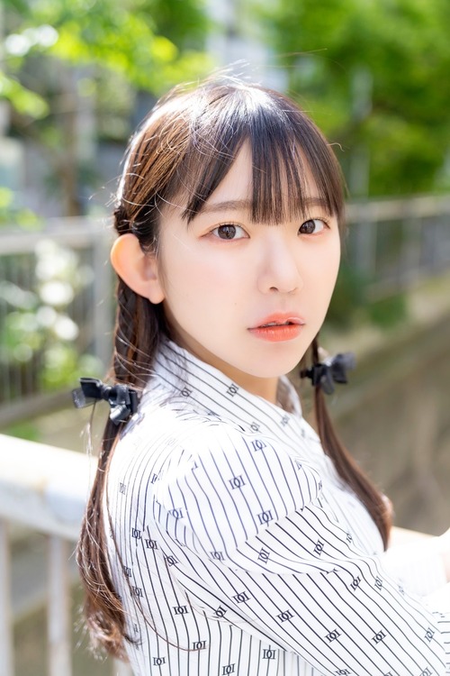 長澤茉里奈宣材写真