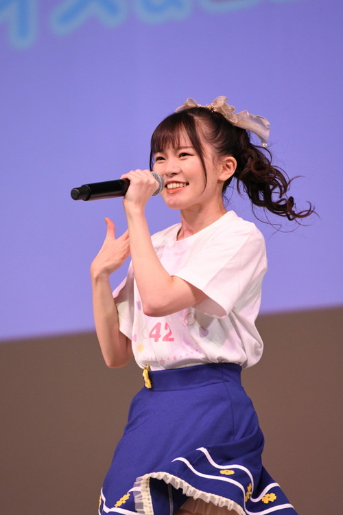 岩村華_パフォーマンス01