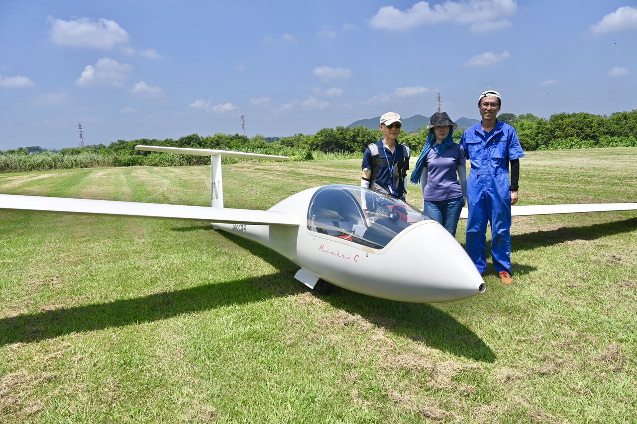 板倉レポート 8月3日(土),4日(日) : 空を遊ぼう - いたくらグライダー