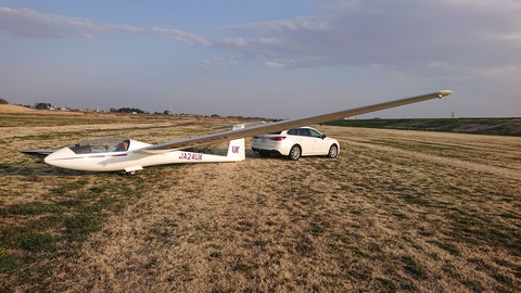 小山のコンバージェンスの雲