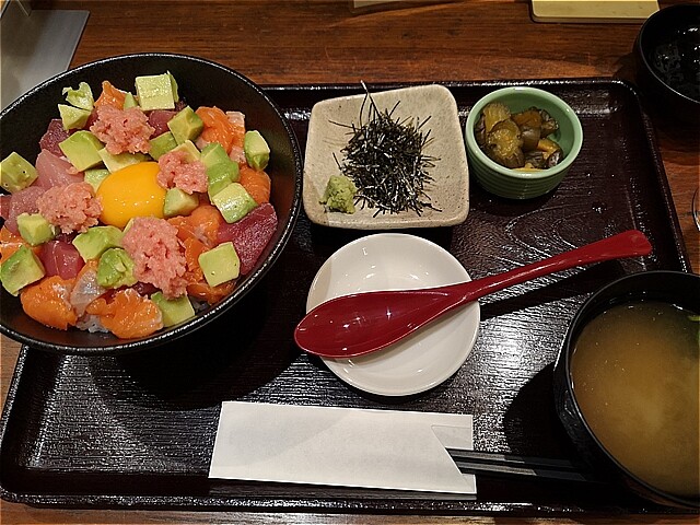 年11月 １ 岡山 蒲田前泊 倉敷アイビースクエア Jasmine Tea