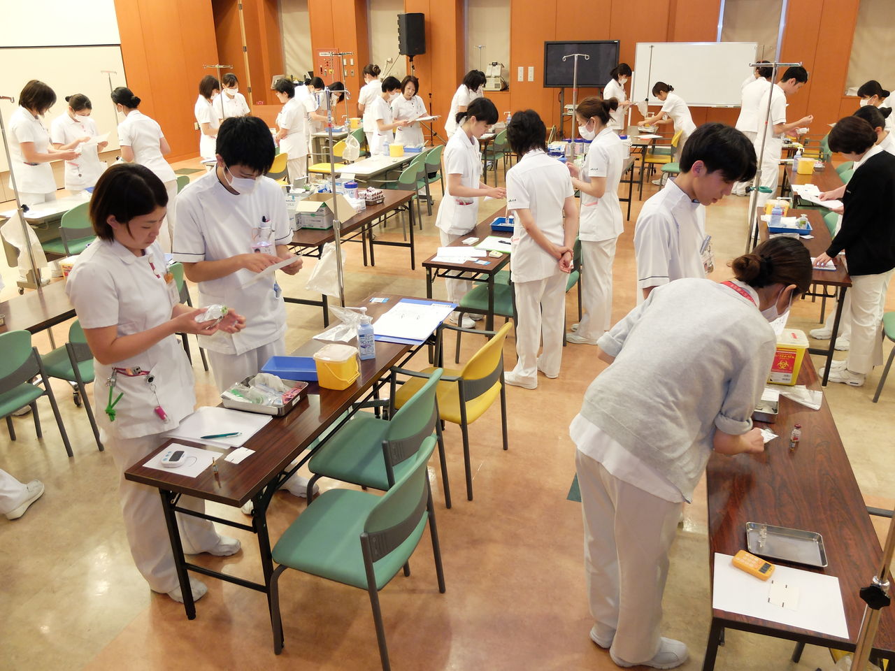 2016看護部便り4 新人看護師研修 「技術チェックと筆記試験」 JAとりで総合医療センター blog