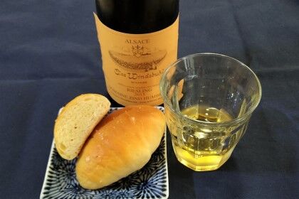 手抜塩バターロール昼飲み0430