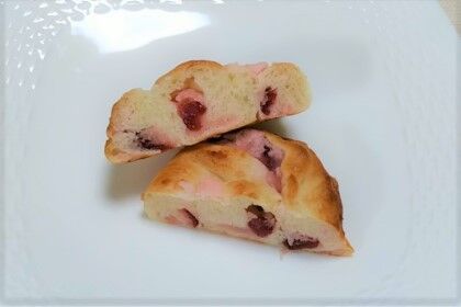 0219桜あんベリーパン