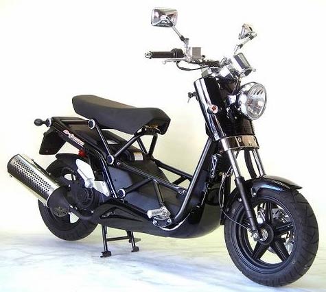 Daelim B Bone まるでズーマー な珍スクーター Motojazz Daelim B Bone まるでズーマー な珍スクーター Motojazz