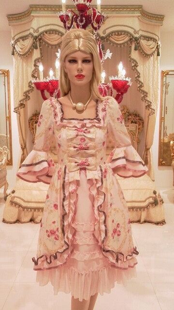 ジーザスディアマンテ　令嬢ワンピ　オーナメント柄ピンク ジーザスディアマンテ 令嬢ワンピ オーナメント柄ピンク