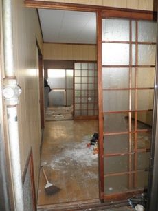 中縦玄関