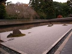 京都便利屋が撮影した竜安寺の紅葉1