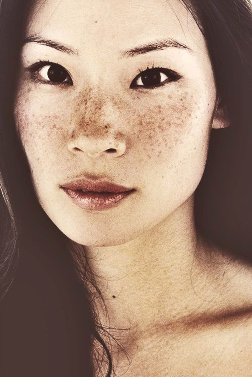 ルーシー リュー Lucy Liu アメリカ 女優 アジアン ビューティー 好きです 薄い本 ルーシー リュー Lucy Liu アメリカ 女優 アジアン ビューティー 好きです 薄い本