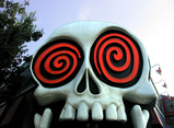 Ahhhh! I'm Coming to Get You (Death Becomes Us)