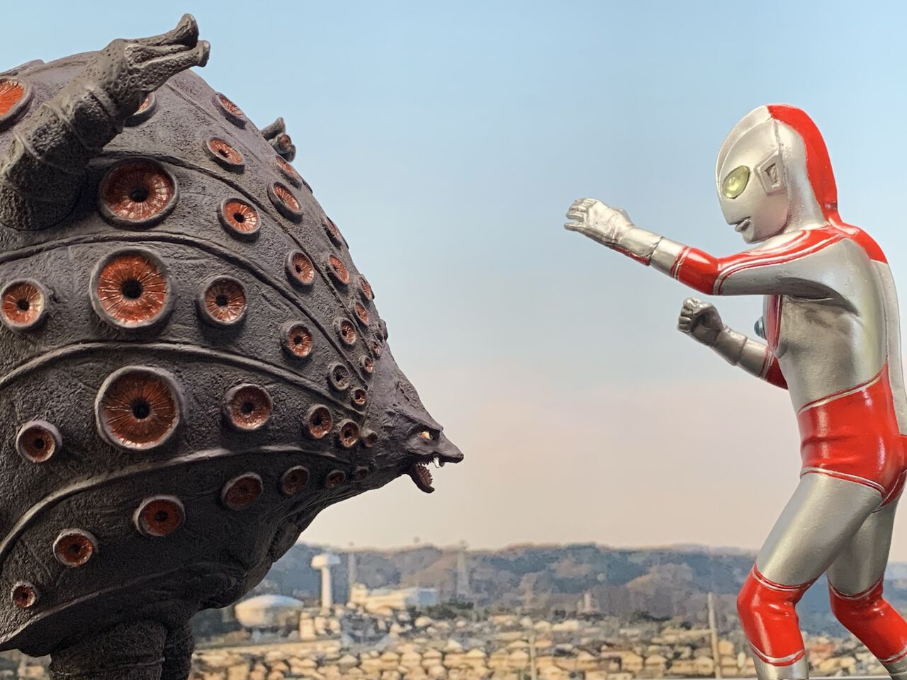 完成‼︎ オイル怪獣タッコング 〜ひとり帰ってきたウルトラマン