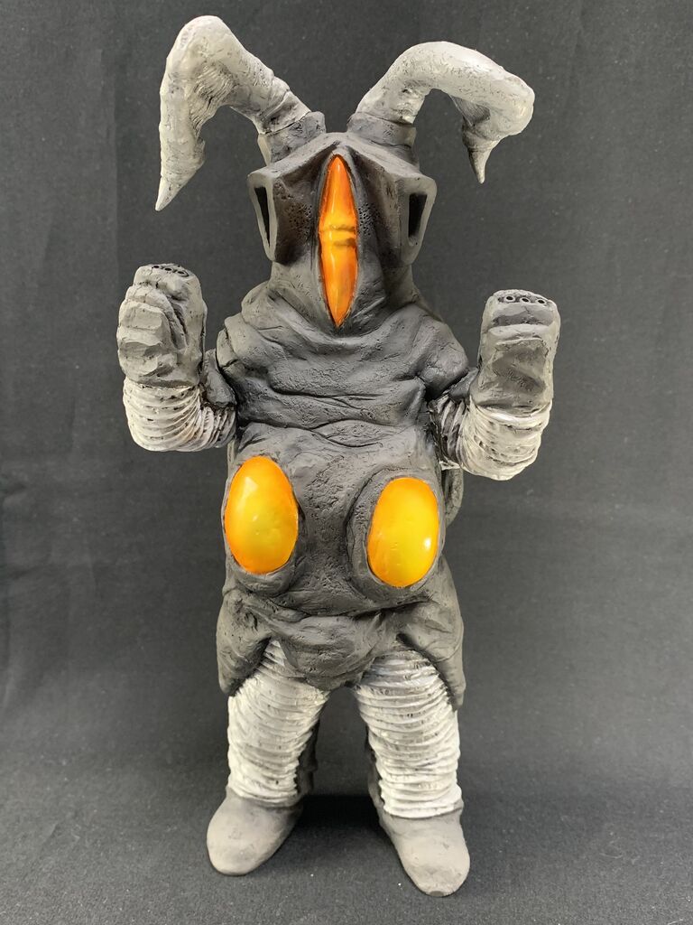 完成‼︎ 宇宙恐竜ゼットン二代目 〜ひとり帰ってきた