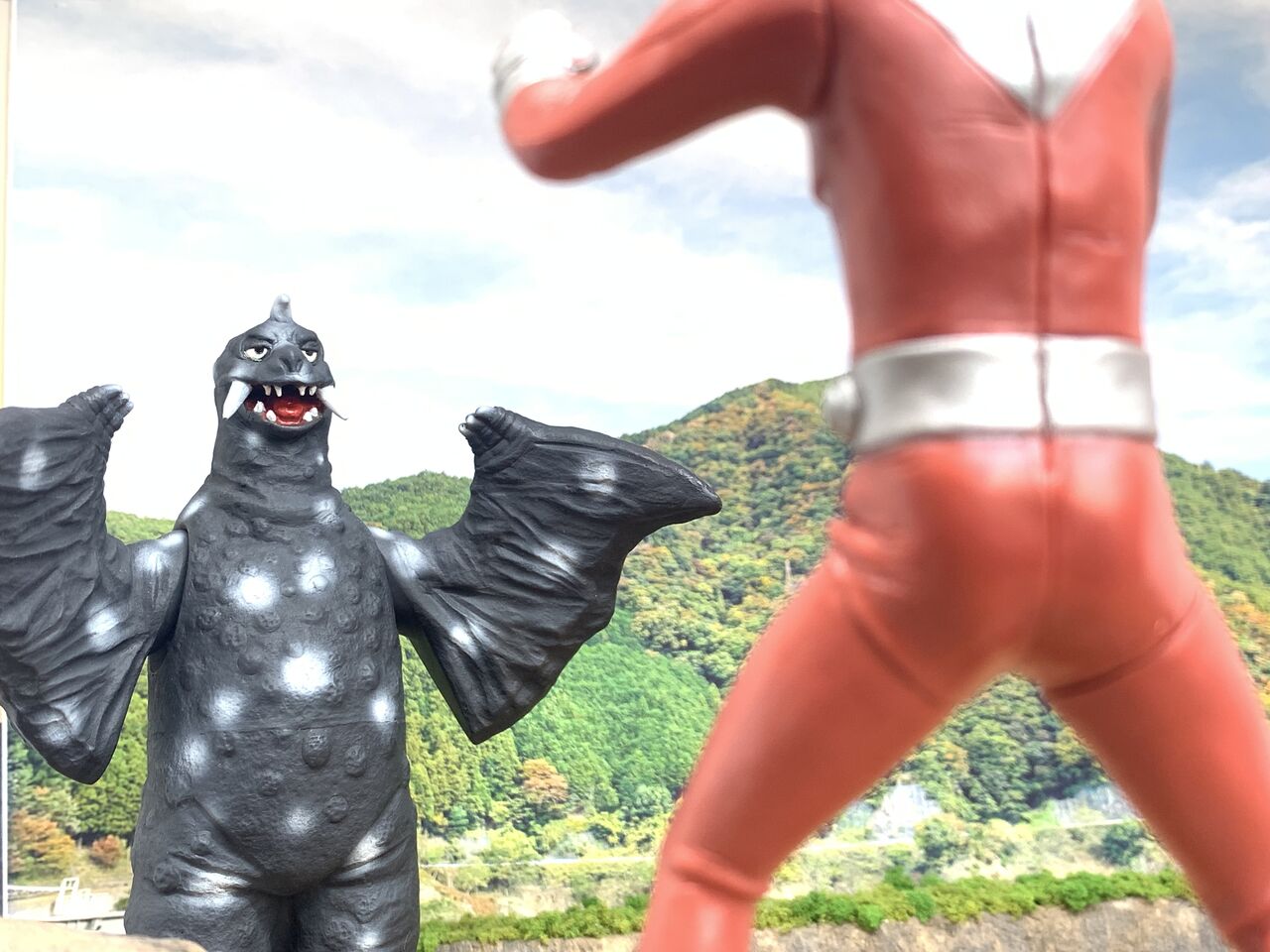 完成‼︎ 冷凍怪獣ペギラ[レッドマンver.] 〜円谷プロ60周年記念