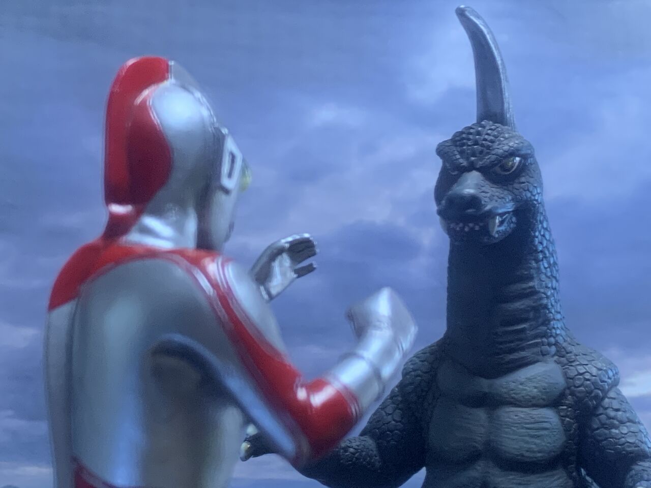 完成‼︎ 凶暴怪獣アーストロン 〜ひとり帰ってきたウルトラマン祭2