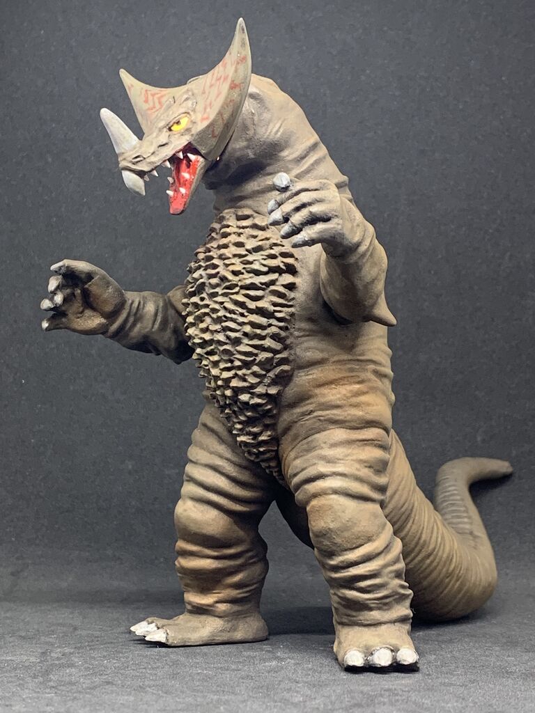 今日だけ価格！ゴモラ 古代怪獣ゴモラ ウルトラマン 怪獣殿下