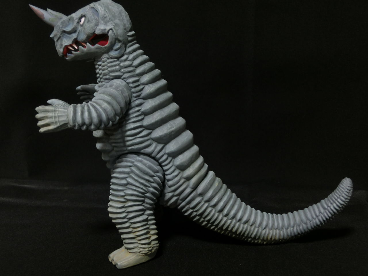 完成 青色発泡怪獣アボラス 悪魔はふたたび ひとりウルトラマン祭23 海豹屋 Kのblog