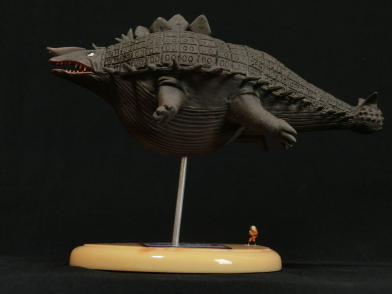 ウルトラマン』に登場する、『メガトン怪獣 スカイドン』がハイ
