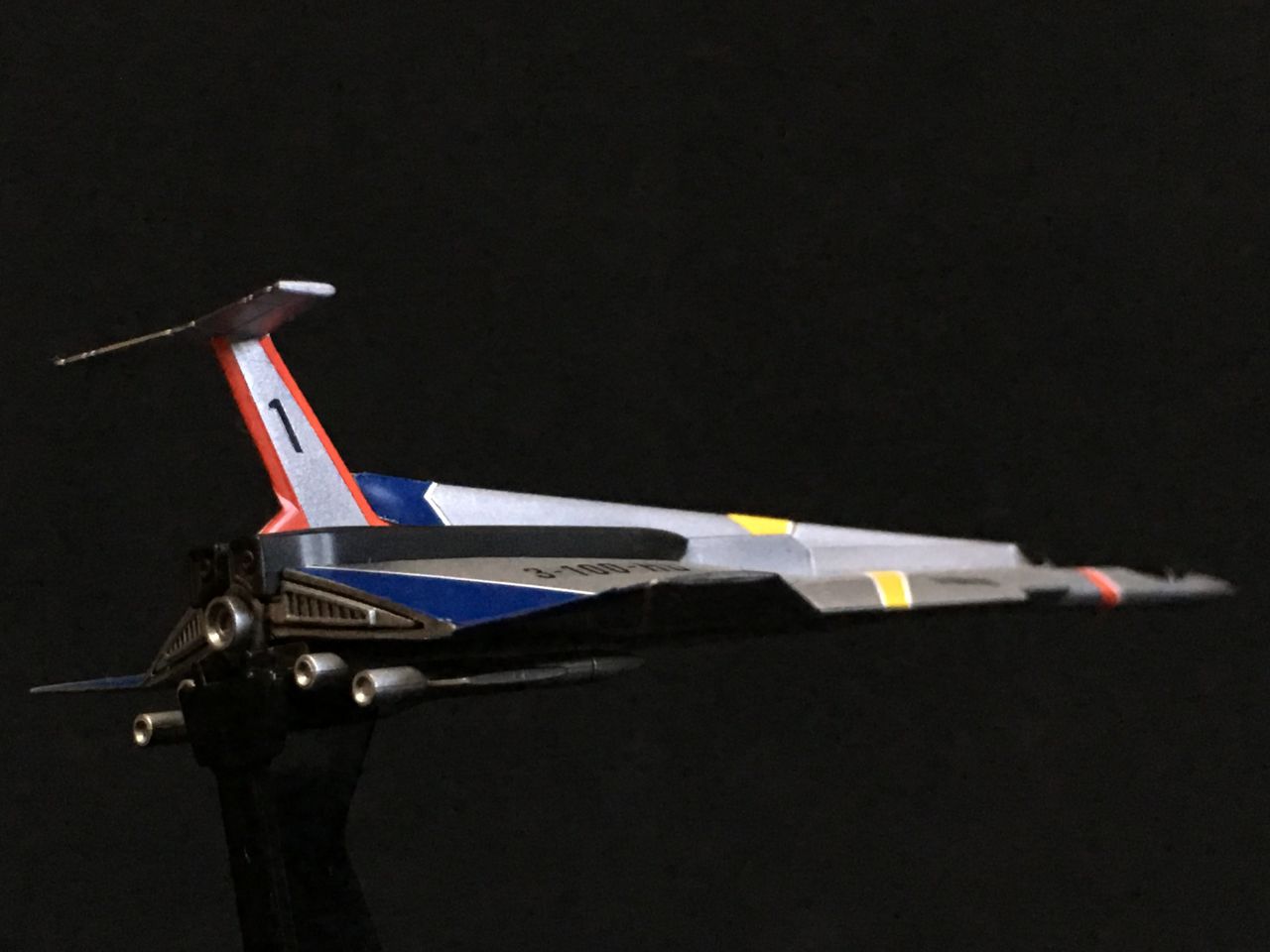 完成‼︎ メカコレ「ウルトラホーク1号」 〜ひとりウルトラセブン 完成‼︎ メカコレ「ウルトラホーク1号」 〜ひとりウルトラセブン