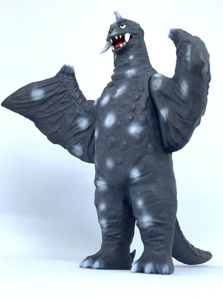 完成‼︎ 冷凍怪獣ペギラ[レッドマンver.] 〜円谷プロ60周年記念