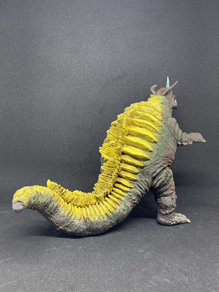 第3話「科特隊出撃せよ」(1) 透明怪獣ネロンガ(BANDAI)登場