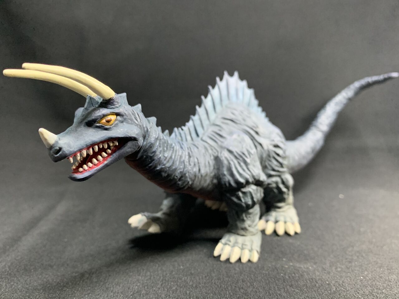 完成‼︎ 古代怪獣キングザウルス三世 〜ひとり帰ってきた 完成‼︎ 古代怪獣キングザウルス三世 〜ひとり帰ってきた