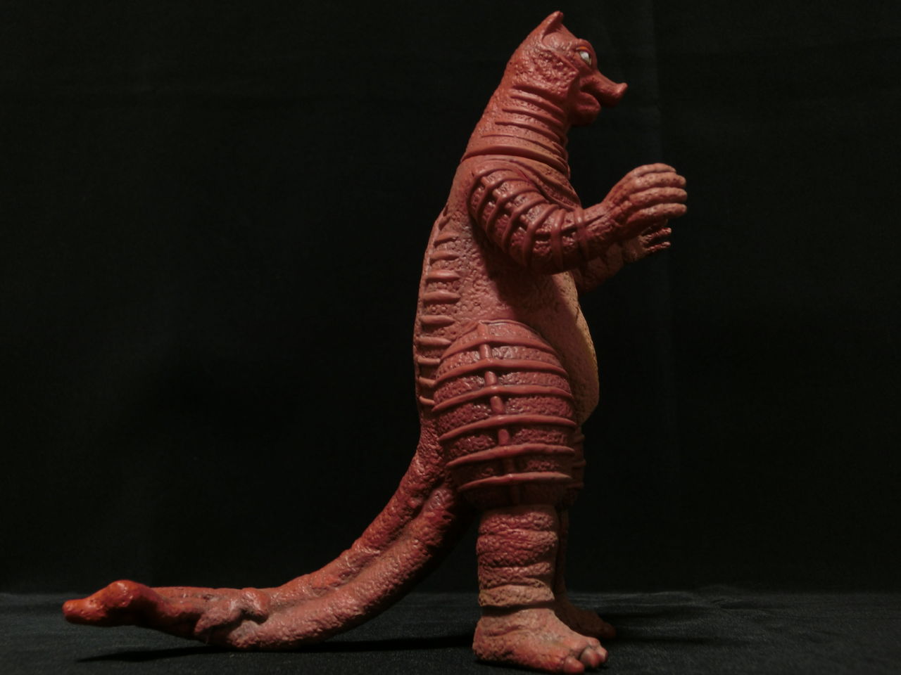 完成 赤色火焔怪獣バニラ 悪魔はふたたび ひとりウルトラマン祭24 海豹屋 Kのblog 完成 赤色火焔怪獣バニラ 悪魔はふたたび ひとりウルトラマン祭24 海豹屋 Kのblog