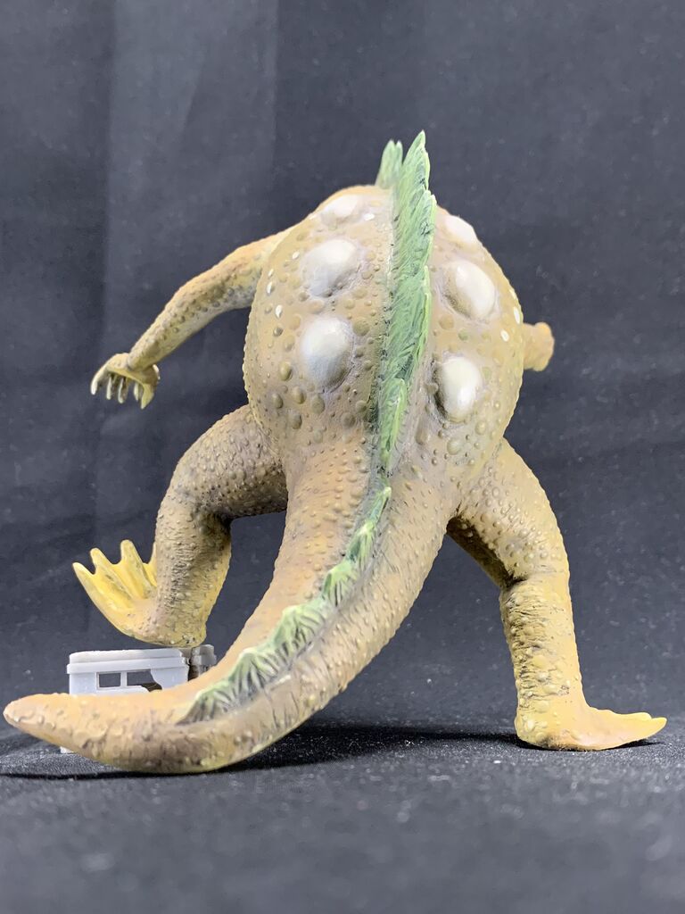 ガマロン　日東科学 絶版プラモデル情報局: 日東科学の「地底怪獣 ガマロン」