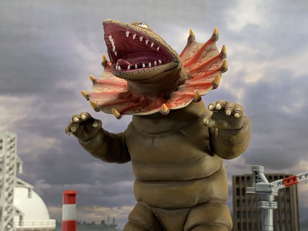 完成‼︎ 強化地底怪獣エリマキテレスドン 〜ひとりウルトラマンZ