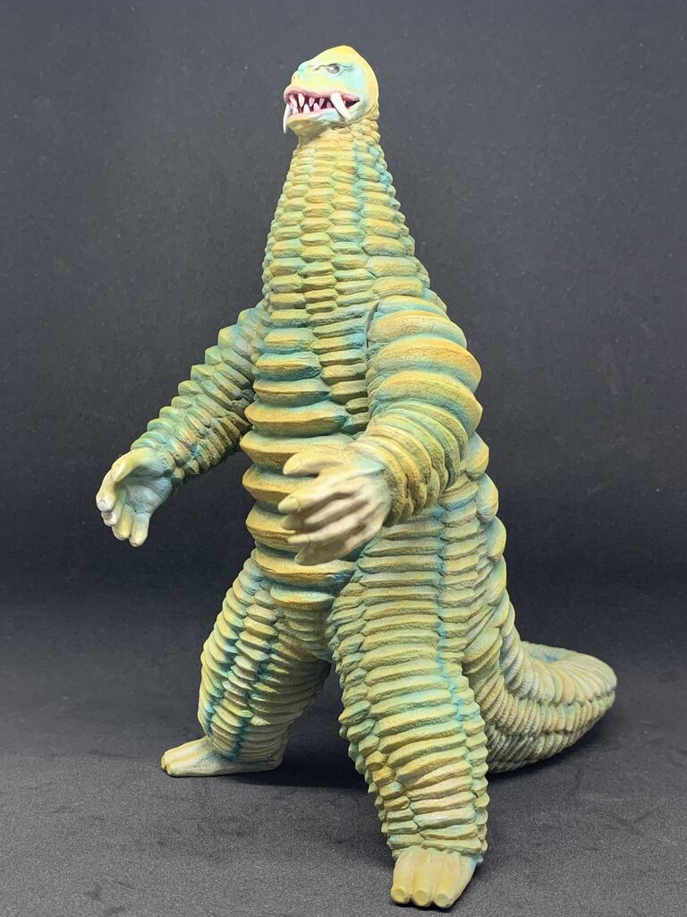 完成‼︎ 怪獣無法地帯・どくろ怪獣レッドキング 〜ひとりウルトラマン