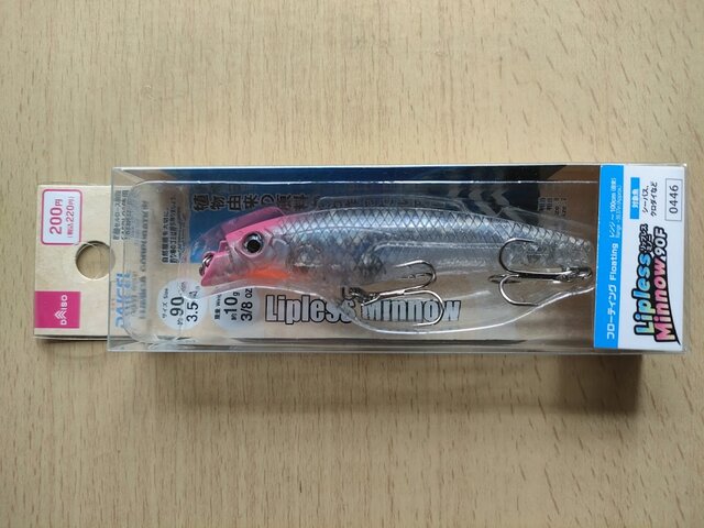 DAISO x LUMICA 】 開発約1年！ ダイソー リップレスミノー90Fは水面