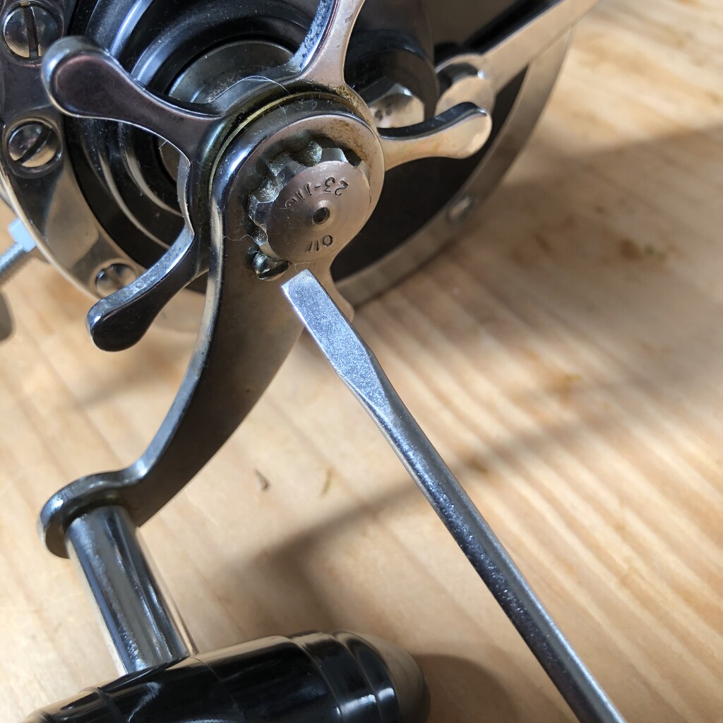 PENN SENATOR 6/0 メンテ-1 : OLD STYLE