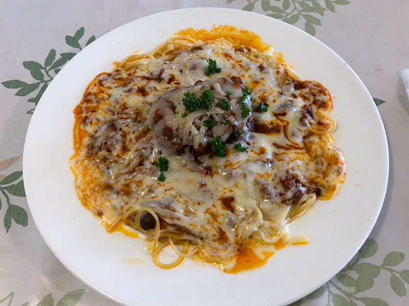 名寄市 カレー&スパゲッティ【北緯45°】ハンバーグミートソースチーズ