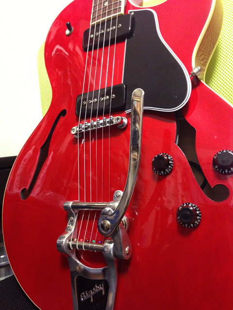 Gibson ES-135 P-90 (Gibson Custom Shop Memphis Factory) : じぇっつ