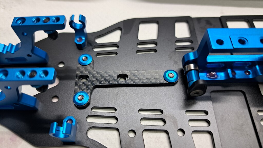 タミヤの最新ハイエンドマシン「TRF421X」製作開始！ : プラドの趣味の