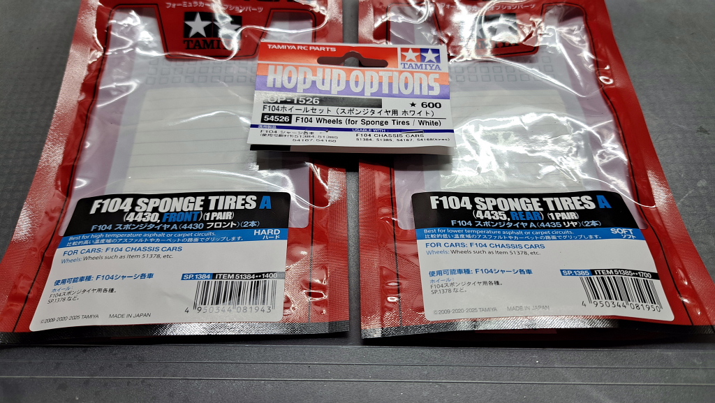 タミヤ　f104 メカあり　スポンジタイヤフルで付属 RWサーキットでのおススメF1タイヤ | ロックウェーブ 店主ブログ