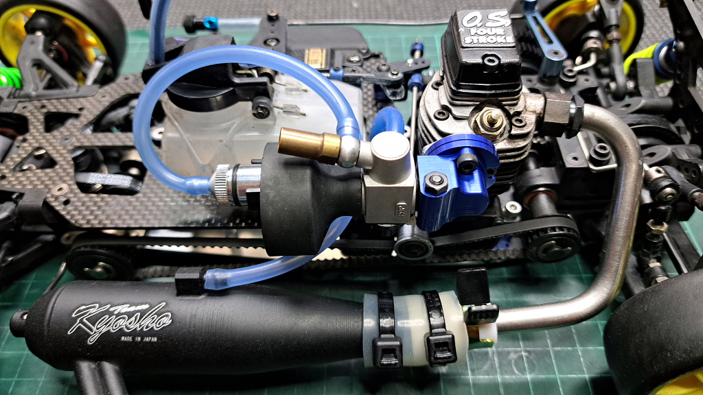 京商V-ONE-RRRレ-シングエンジンフルセット Yahoo!オークション - 京商 V-ONE-RRR 4st ジャンク扱い（検索用 エン