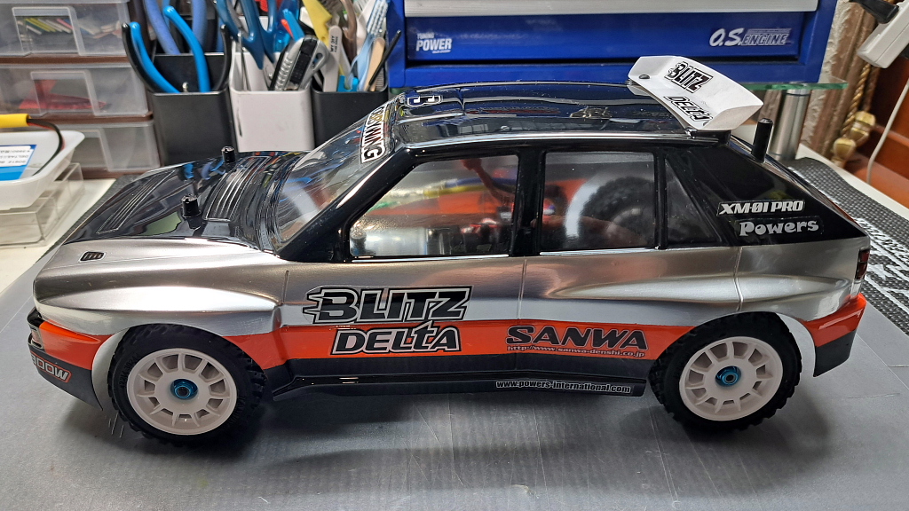 新品 タミヤXB ランチアデルタ メーカー塗装済みボディ、タイヤホイールセット タミヤXB ランチアデルタ メーカー塗装済みボディ、タイヤホイール