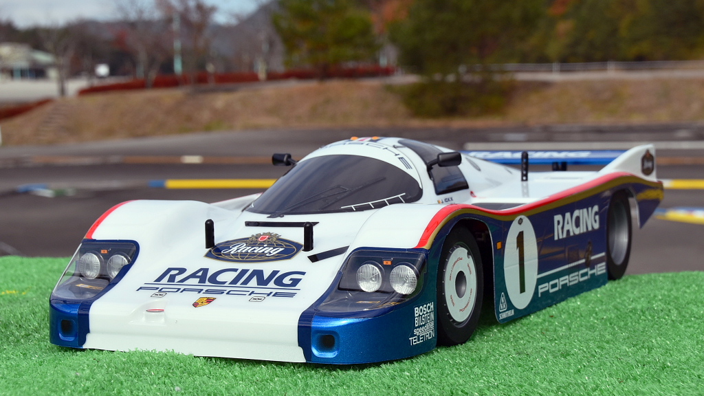 ポルシェ 956」サーボ位置を変更して等長リンケージに・・・ : プラド