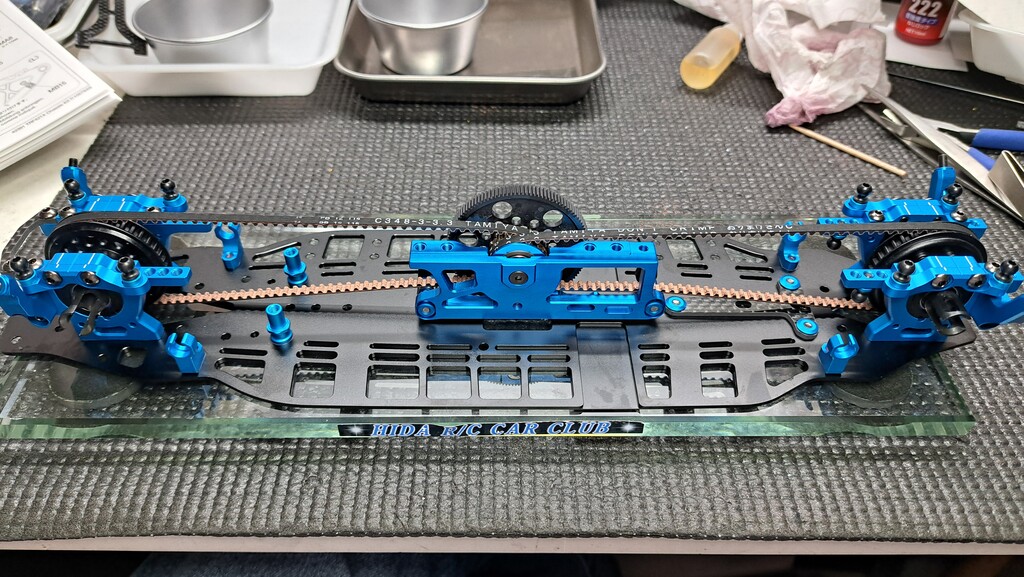 タミヤの最新ハイエンドマシン「TRF421X」製作開始！ : プラドの趣味の