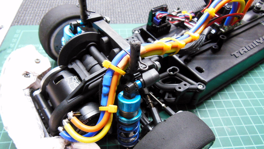 XV-01-FWD」にブラシレス搭載！ : プラドの趣味の備忘録