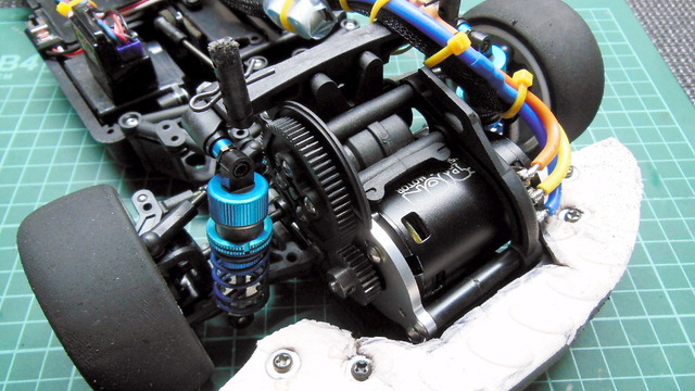 XV-01-FWD」にブラシレス搭載！ : プラドの趣味のDiary